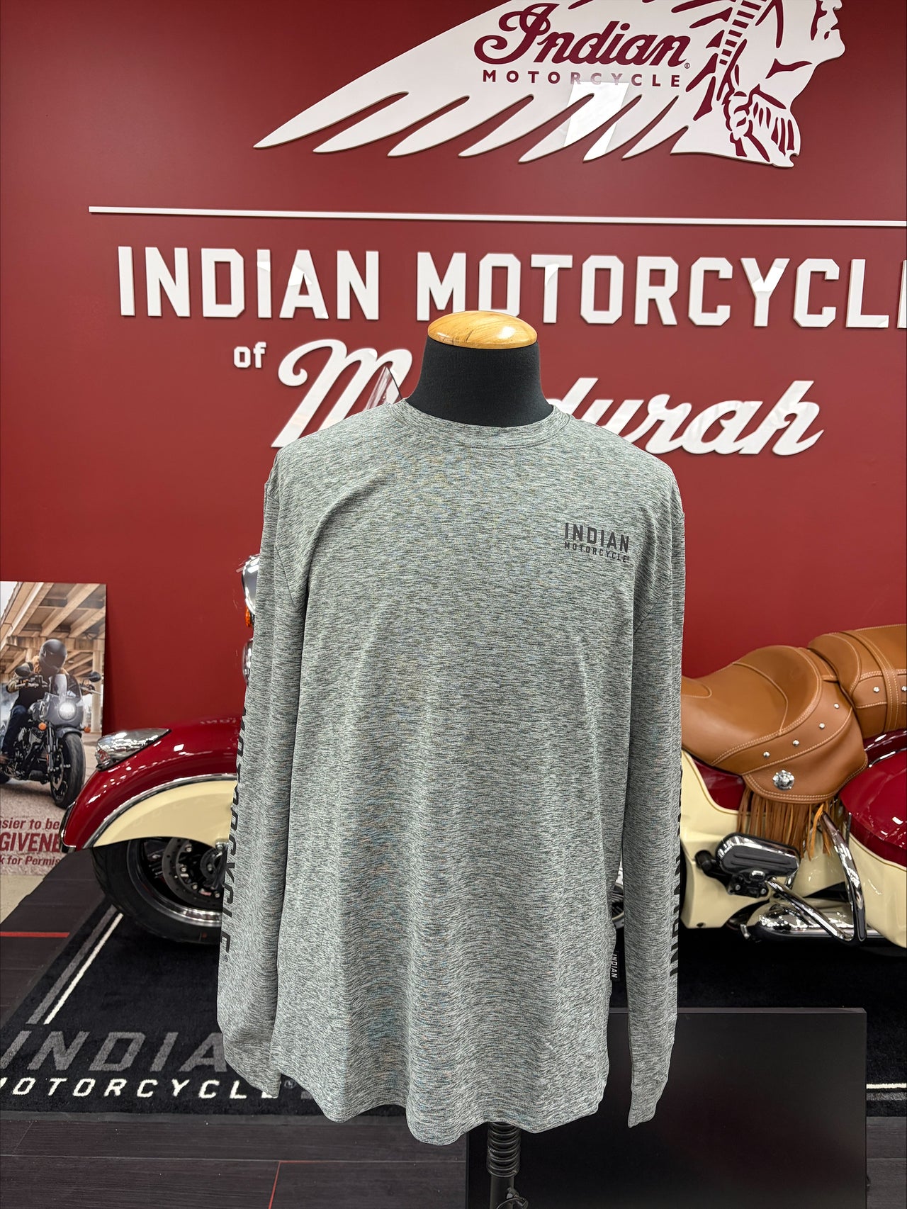 Indian Motorcyle Men's Long Sleeve Athlete Shirt Grey